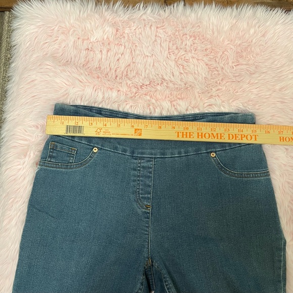Westbound Medium Wash Blue Pull On Rhinestone Pocket Stretch Jeans Sz 10 Short - Picture 7 of 10